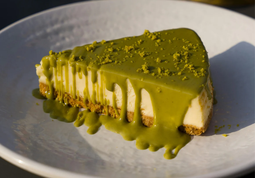 Cheesecake Luxos cu Crema de Fistic si Avorio